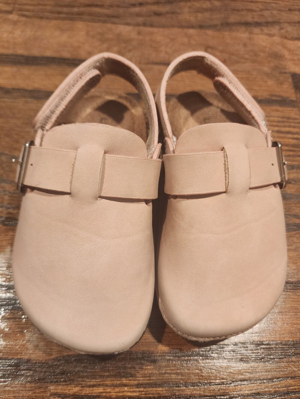 Kids Soft Leather Slip-On Shoes in Light Pink